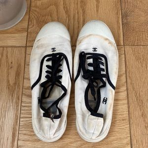 Auth Chanel sport sneakers CC made in Italy vintage